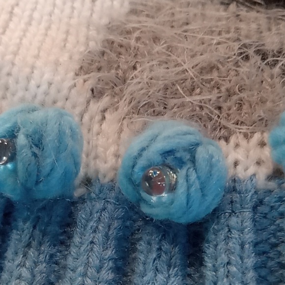 ( 370 ) Kids bear winter lighted hat / beany battery operated - Picture 2 of 3